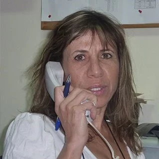 אתי וינשטיין - מנהלת לוגיסטיקה ושירות לקוחות.